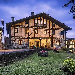 https://caserio-iruaritz.basquecountryhotels.org